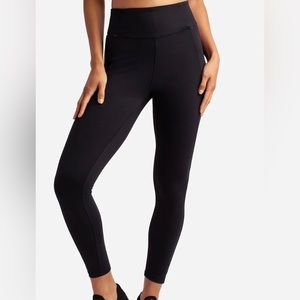 DANSKIN black leggings - size Medium